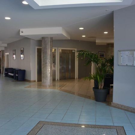 Appartement T2 De Standing Au Pied Des Plages 戈尔夫瑞昂 外观 照片