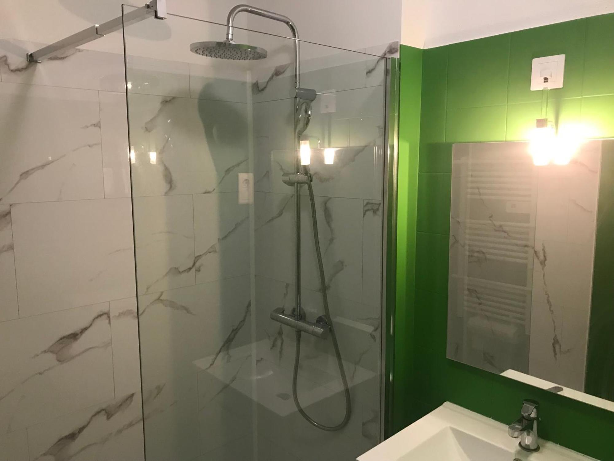 Appartement T2 De Standing Au Pied Des Plages 戈尔夫瑞昂 外观 照片
